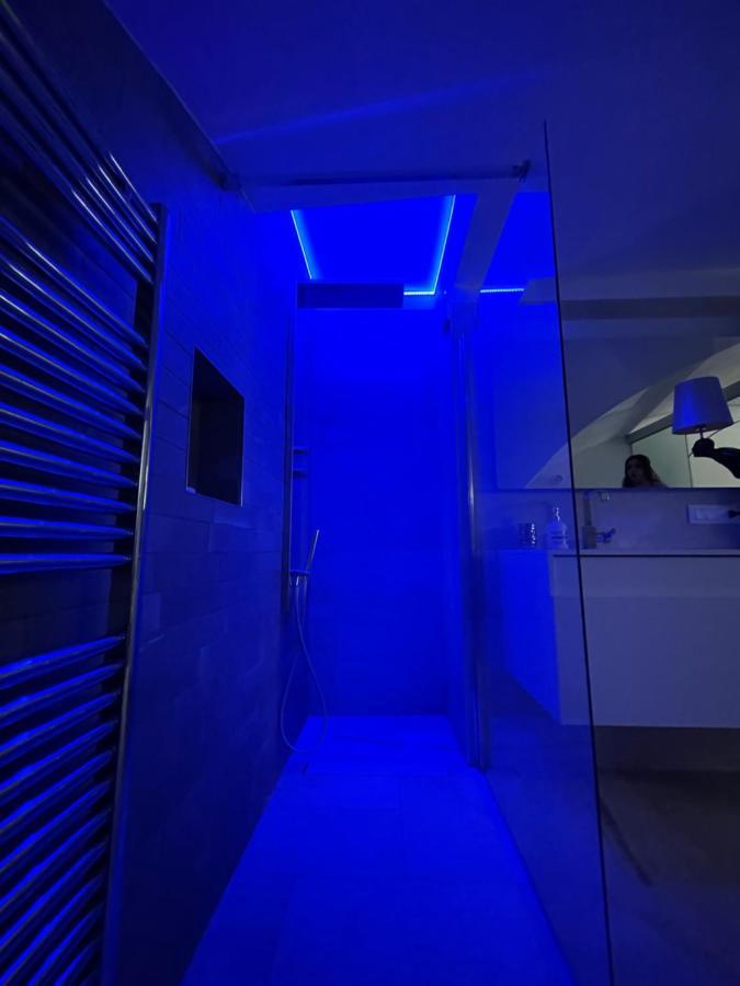 バーリLoft “Cinema Galleria”アパートメント エクステリア 写真